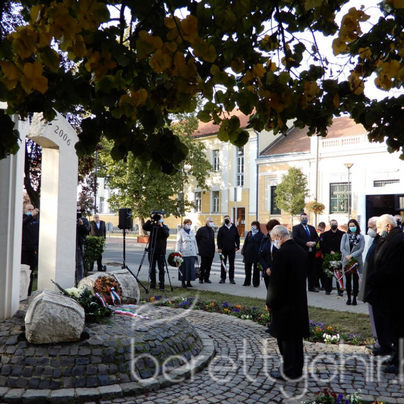 Az '56-os forradalomra emlékeztünk 23